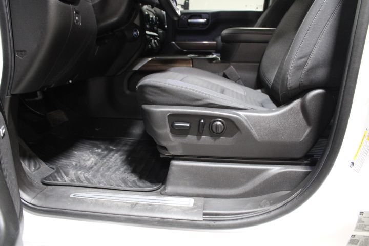 Used 2021 Chevrolet Silverado 1500 LT Trail Boss w/ Convenience Package II AWD/4WD image 18