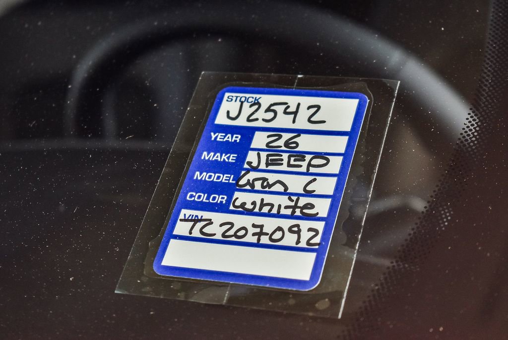 New 2026 Jeep Grand Cherokee Altitude image 29