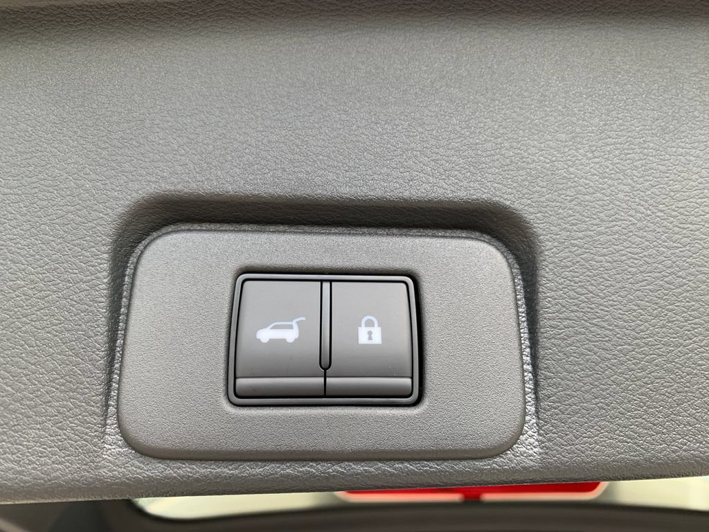 Used 2026 Nissan Rogue Platinum w/ Platinum Premium Package AWD/4WD image 8