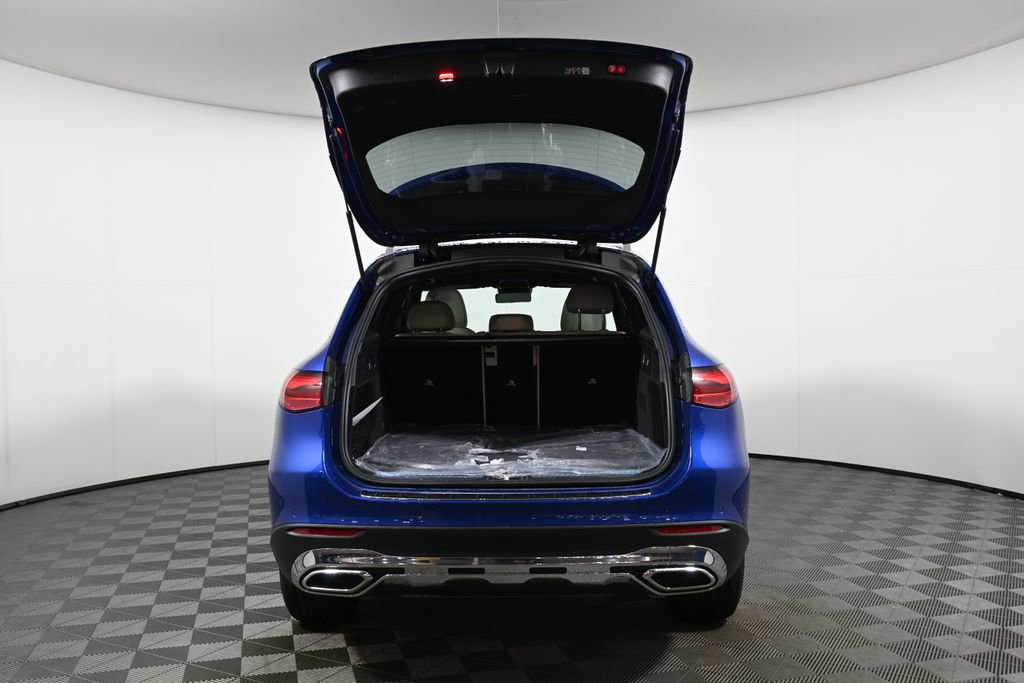 Certified 2025 Mercedes-Benz GLC 300 4MATIC image 33