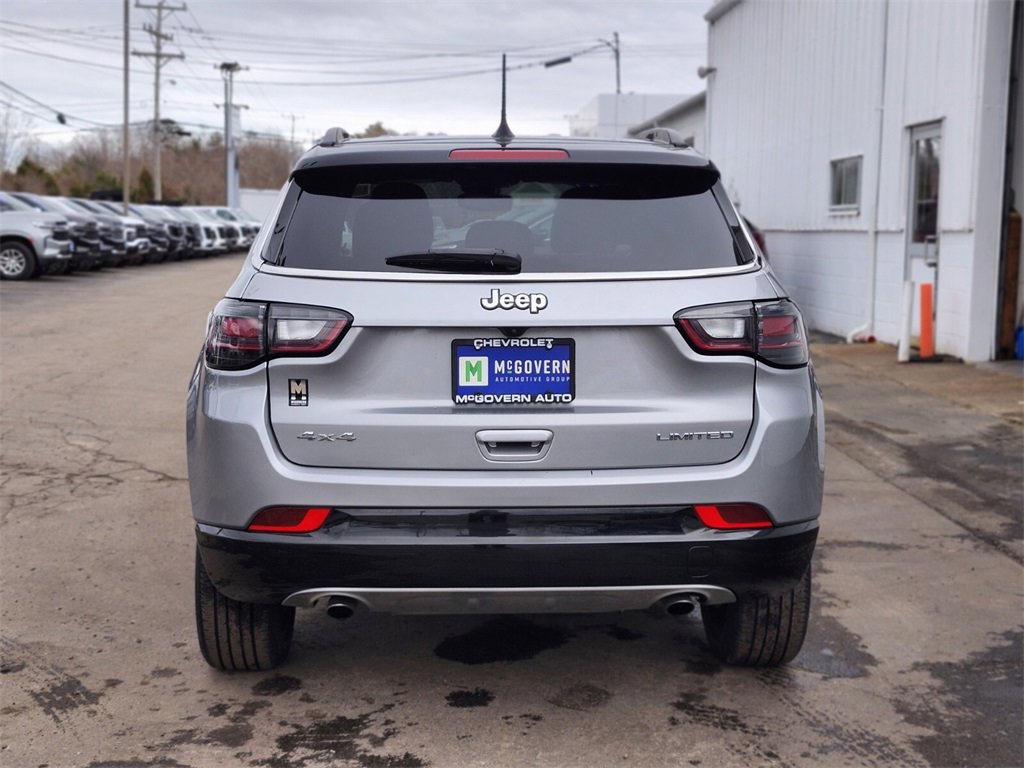 Used 2023 Jeep Compass Limited w/ Elite Group image 4