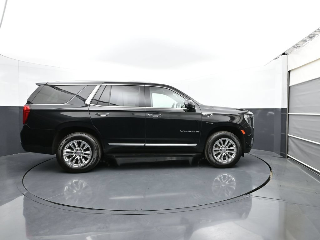 Used 2022 GMC Yukon SLT AWD/4WD image 4