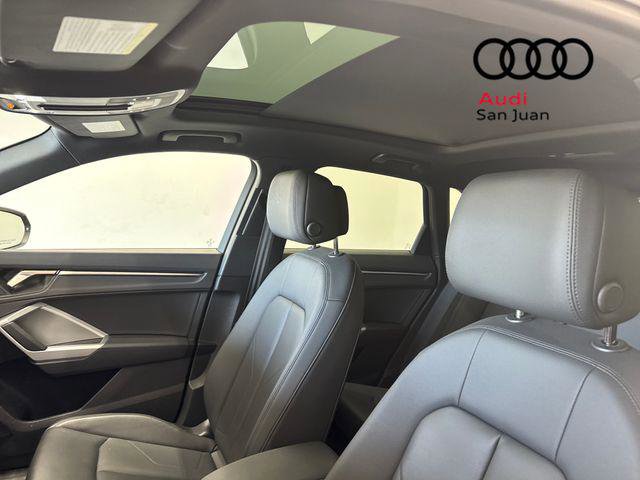 Certified 2025 Audi Q3 2.0T Premium w/ Convenience Package AWD/4WD image 17