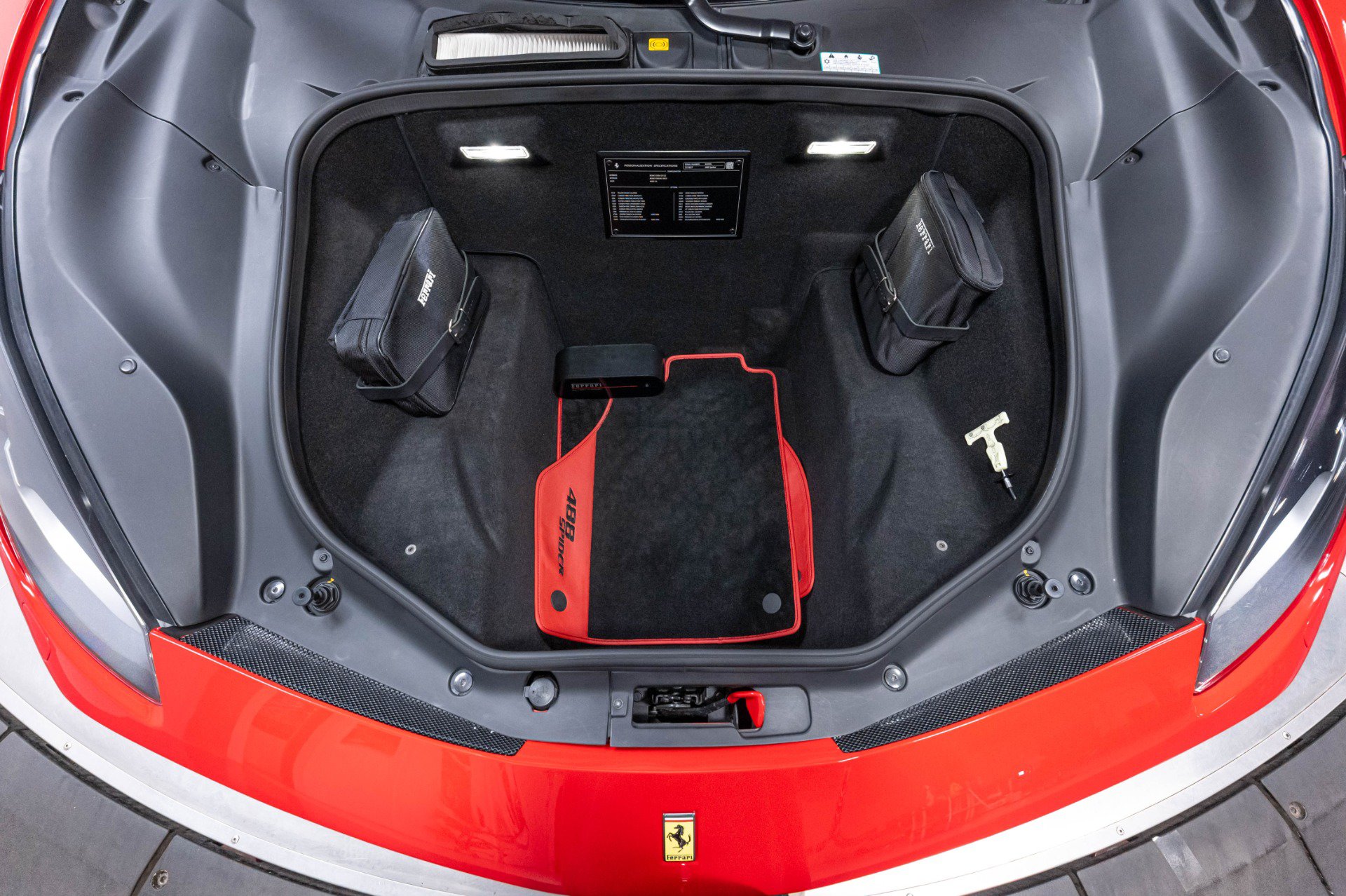 Used 2018 Ferrari 488 Spider RWD image 49