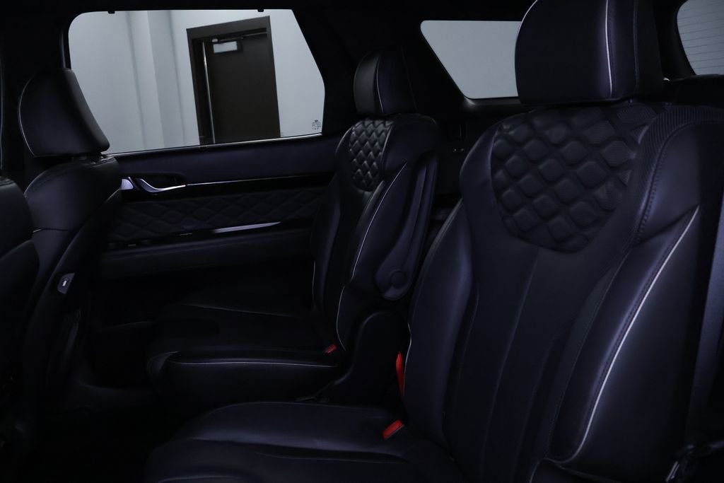 Used 2022 Hyundai Palisade Calligraphy image 16