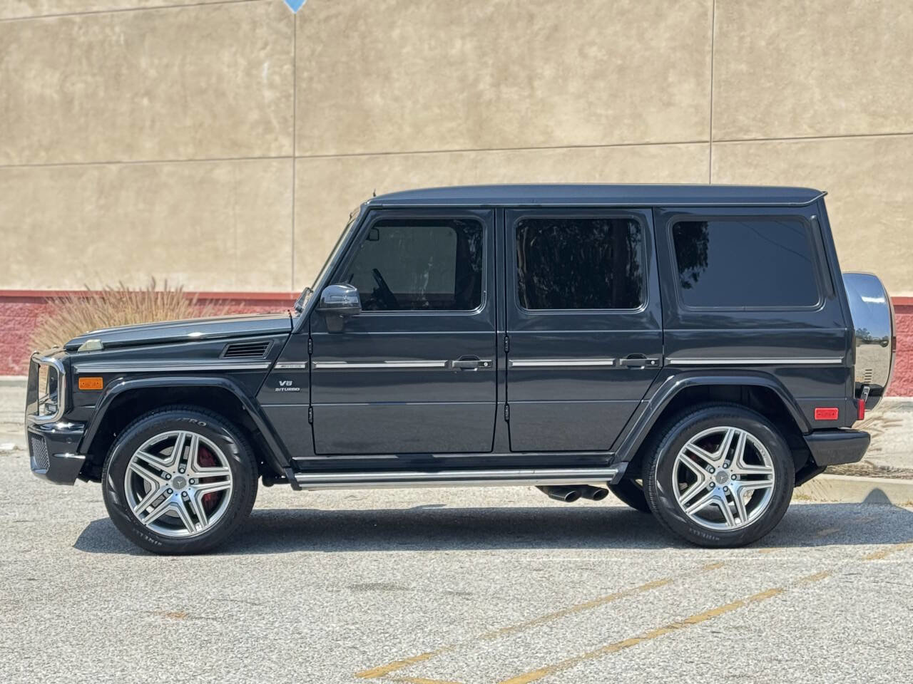 Used 2014 Mercedes-Benz G 63 AMG 4MATIC image 4