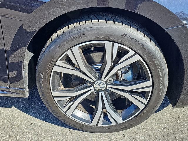 Used 2022 Volkswagen Passat 2.0T SE image 8