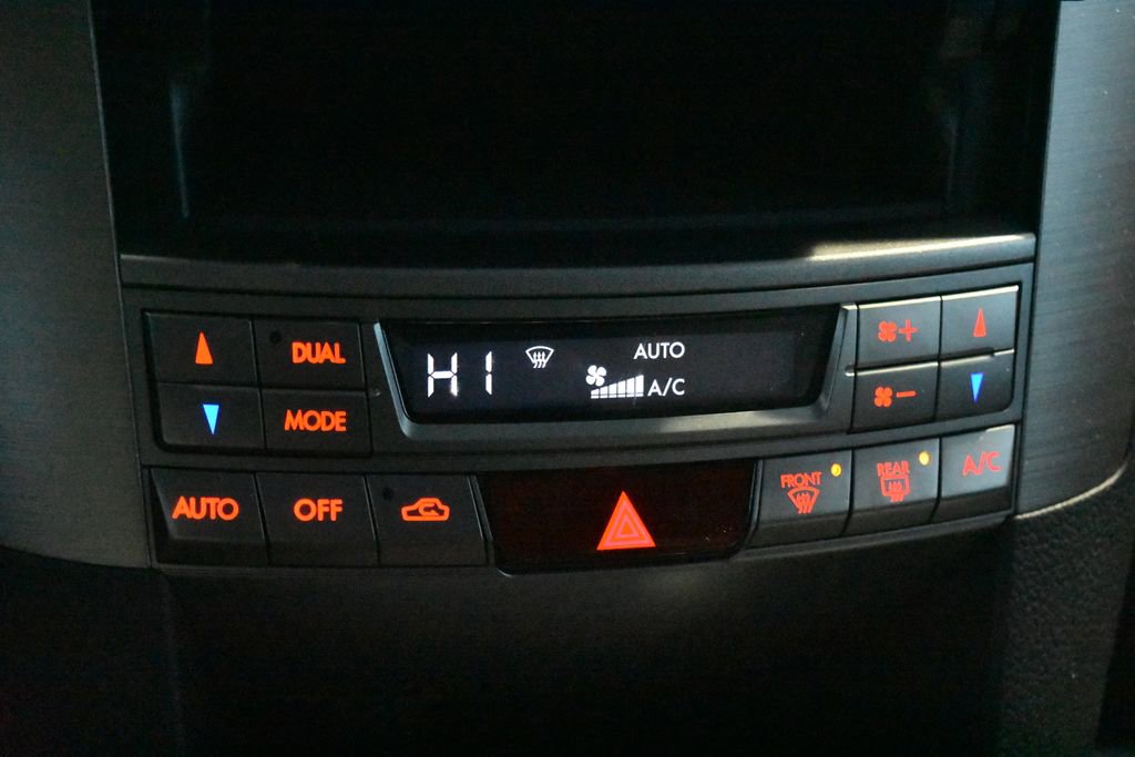 Used 2014 Subaru Outback 2.5i Limited w/ Moonroof Package image 13