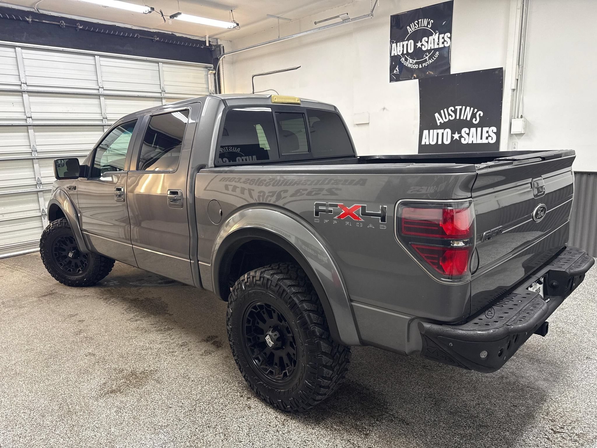 Used 2011 Ford F150 FX4 w/ FX Luxury Pkg AWD/4WD image 4
