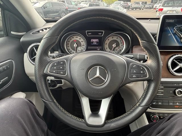 Used 2016 Mercedes-Benz GLA 250 4MATIC image 11