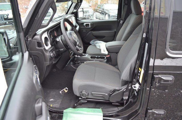 New 2026 Jeep Gladiator Sport image 14