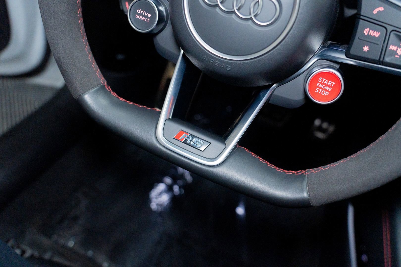 Used 2021 Audi TT RS AWD/4WD image 38