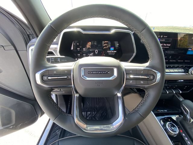 New 2026 GMC Canyon Denali w/ LPO, Black Badging Package AWD/4WD image 14