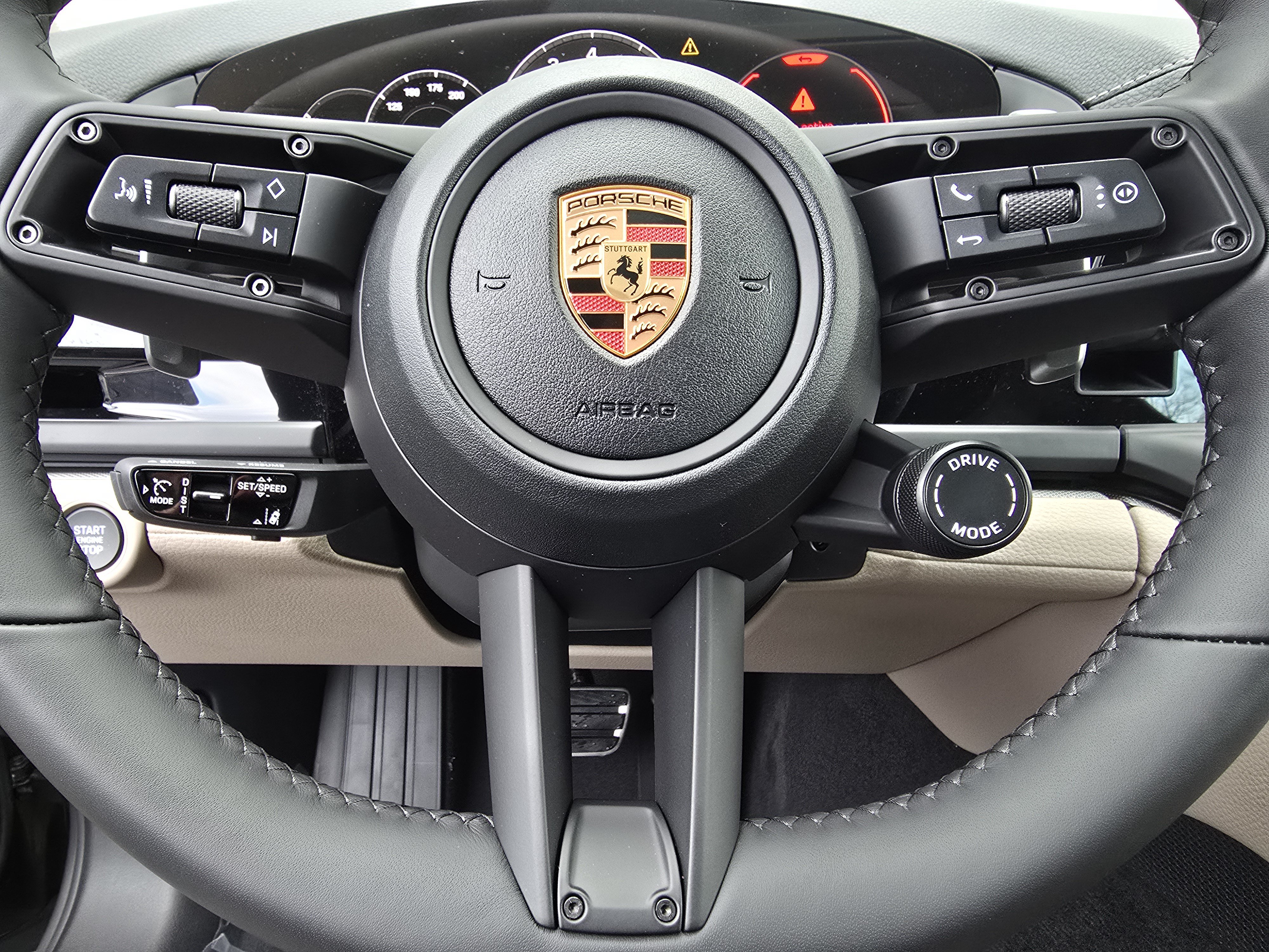 New 2026 Porsche Panamera 4 AWD/4WD image 17