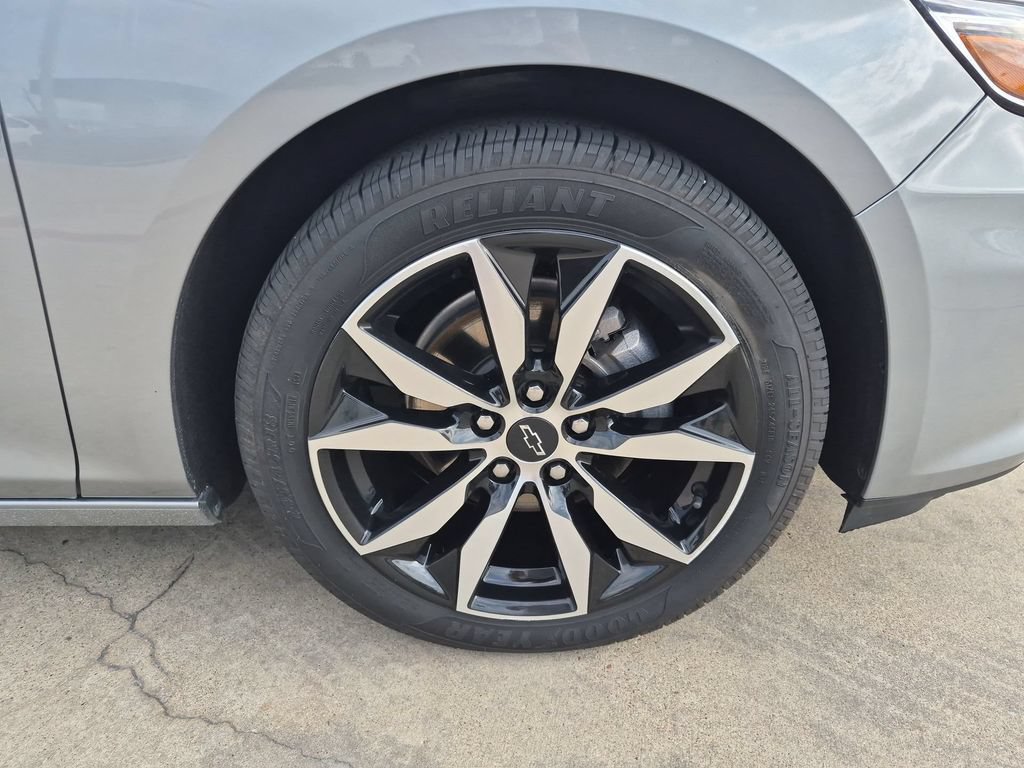 Used 2024 Chevrolet Malibu RS FWD image 10