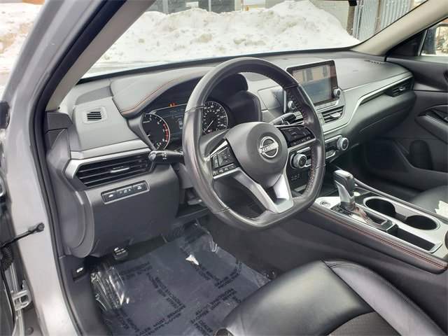 Used 2024 Nissan Altima 2.5 SR image 10