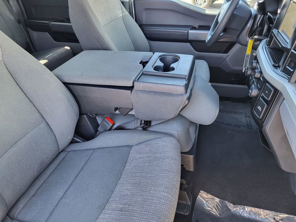 Used 2025 Ford F250 XLT image 11