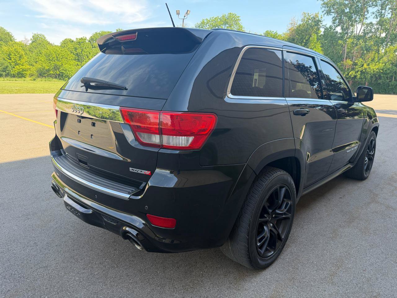 Used 2012 Jeep Grand Cherokee SRT8 w/ Luxury Group II AWD/4WD image 5