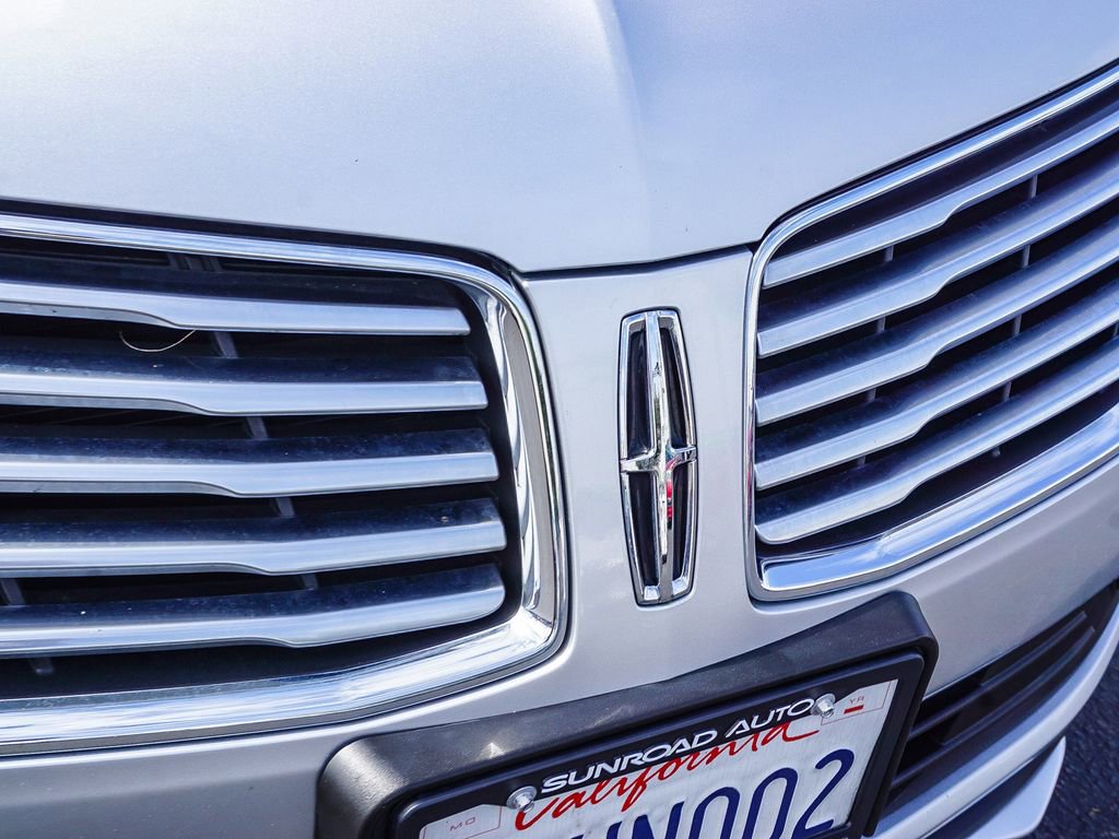 Used 2016 Lincoln MKC Select image 12