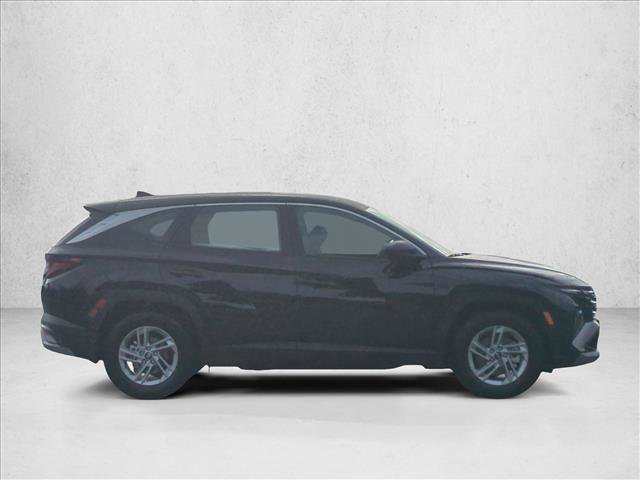 Used 2026 Hyundai Tucson SE FWD image 4