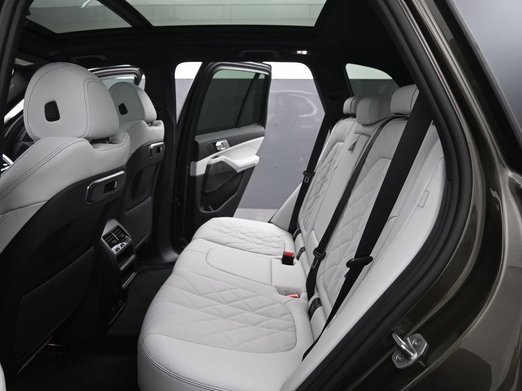 New 2026 BMW X5 sDrive40i RWD image 39