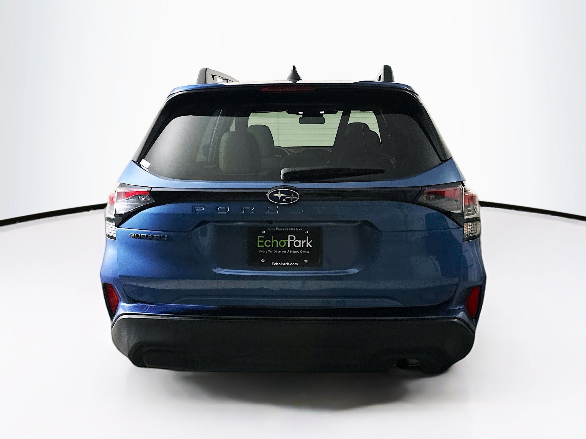 Used 2025 Subaru Forester Premium image 7