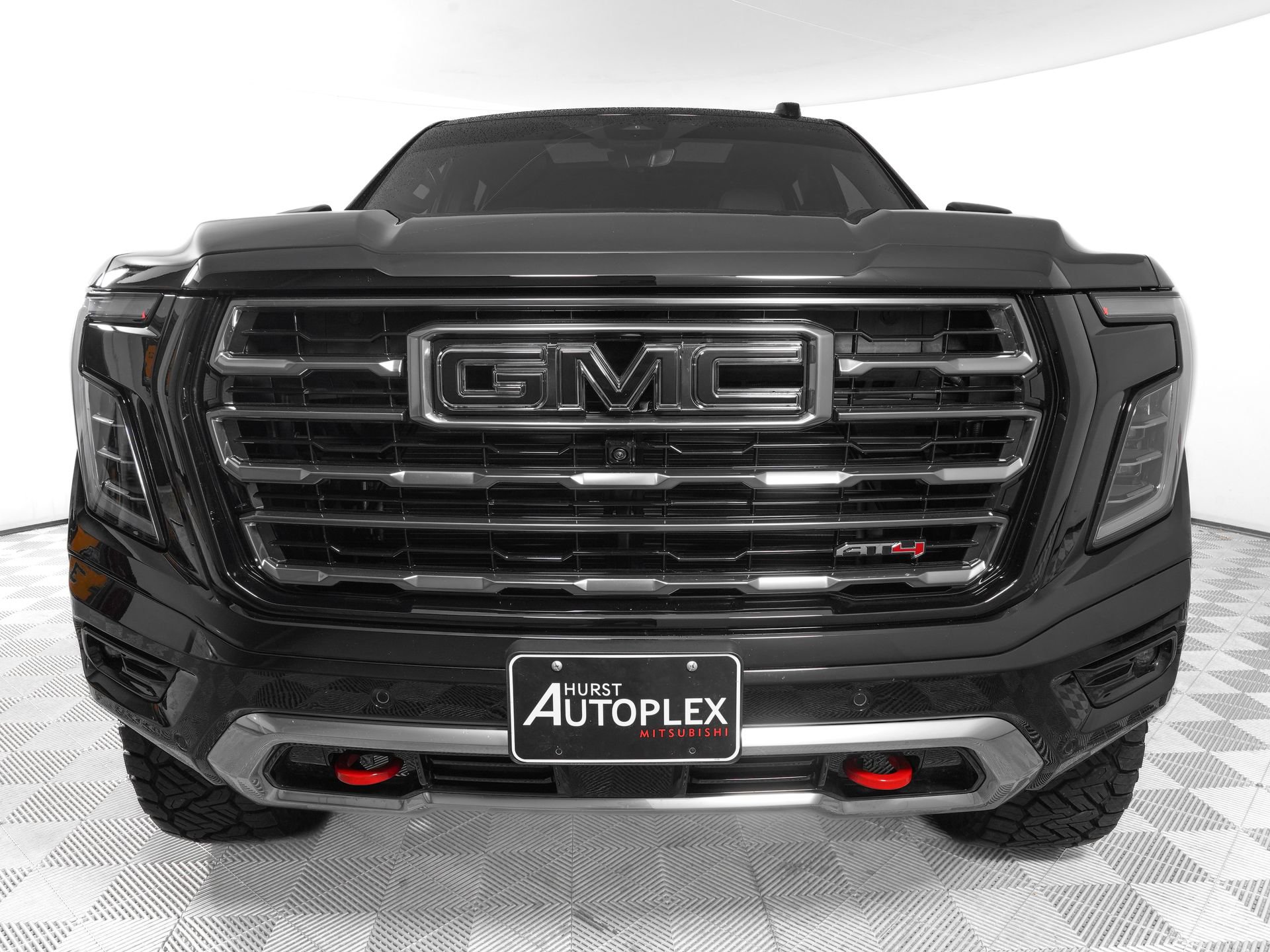 Used 2026 GMC Yukon AT4 w/ AT4 Premium Plus Package image 3