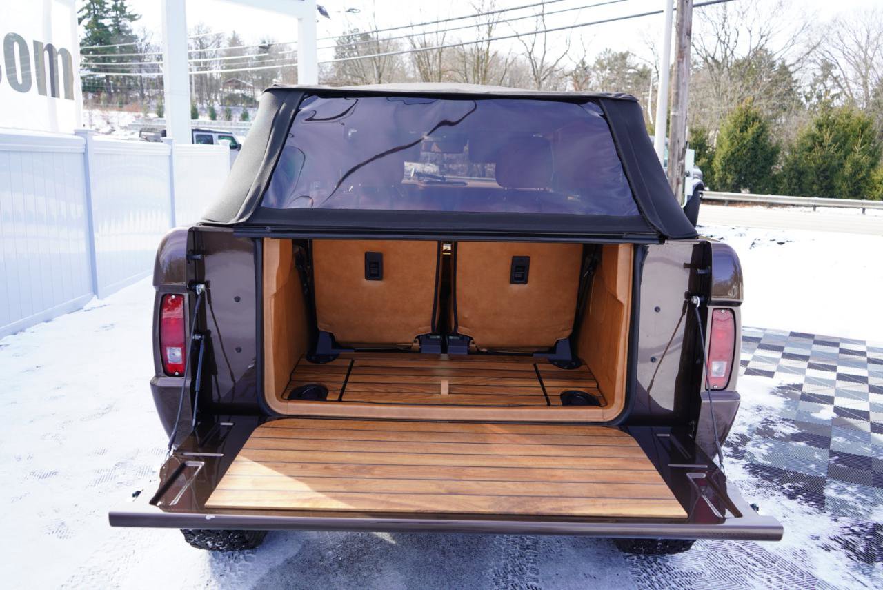 Used 2025 Ford Bronco Badlands image 69