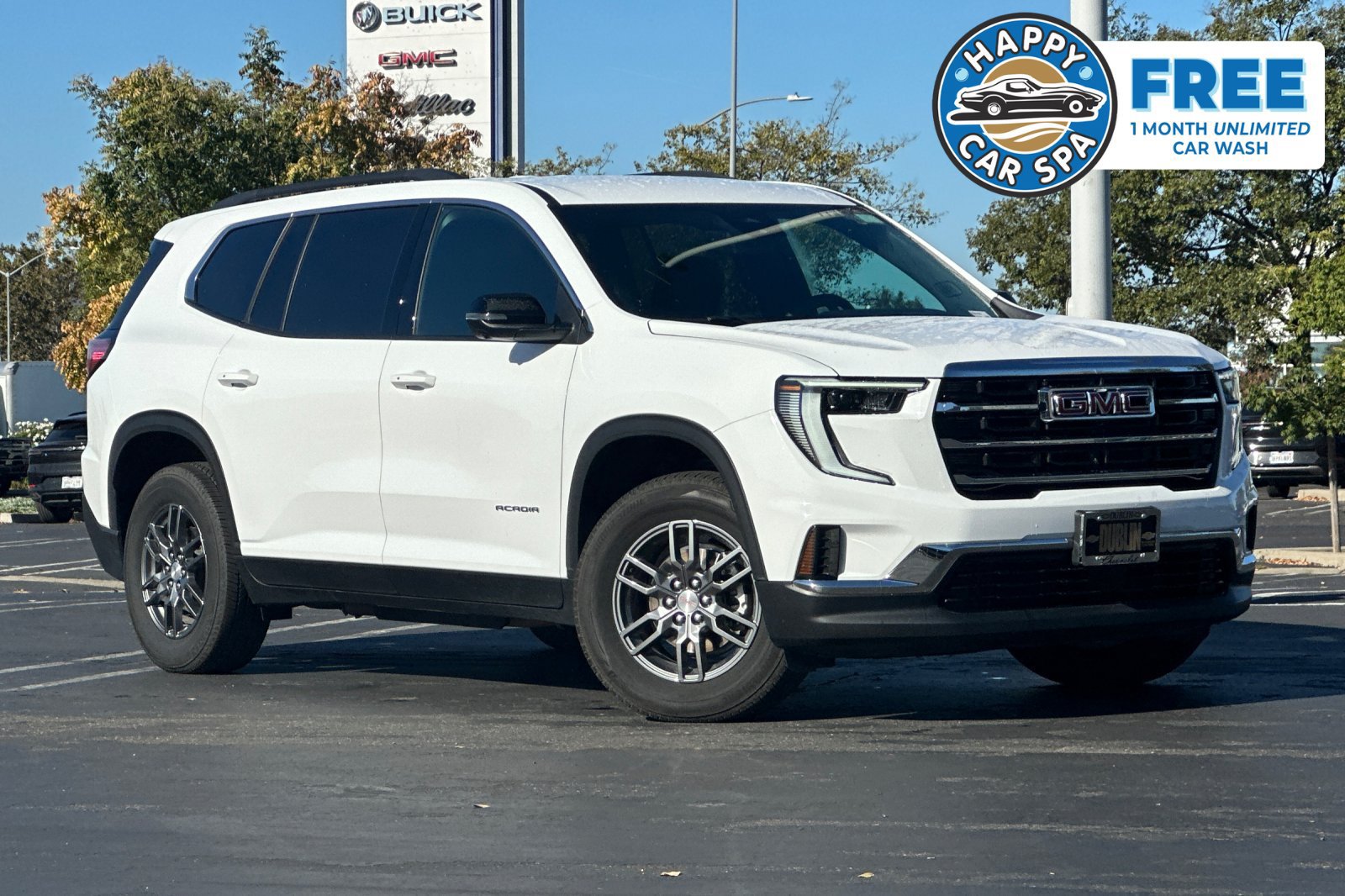 Used 2026 GMC Acadia Elevation FWD image 1