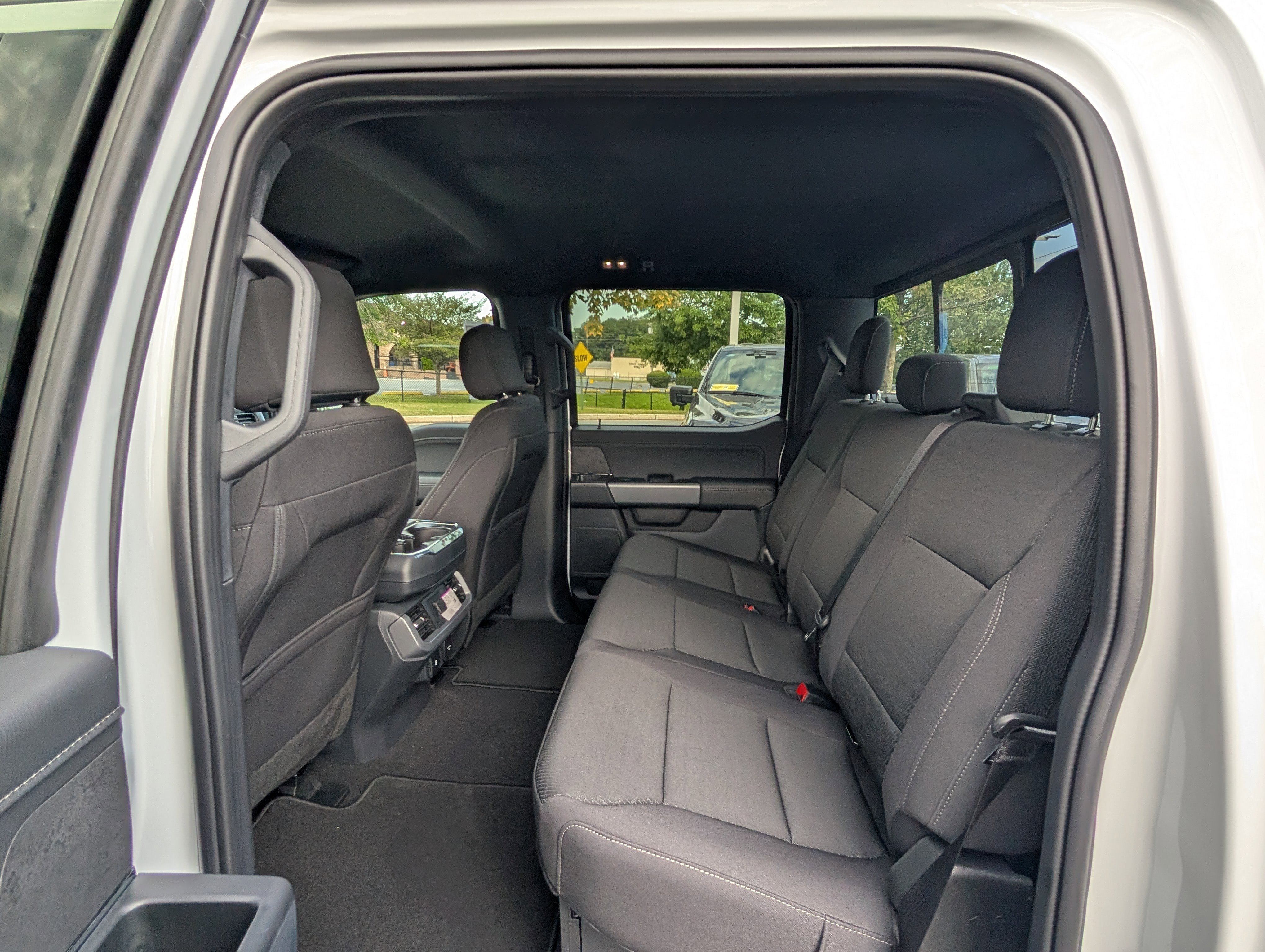 New 2025 Ford F150 XLT w/ Equipment Group 302A MID image 11