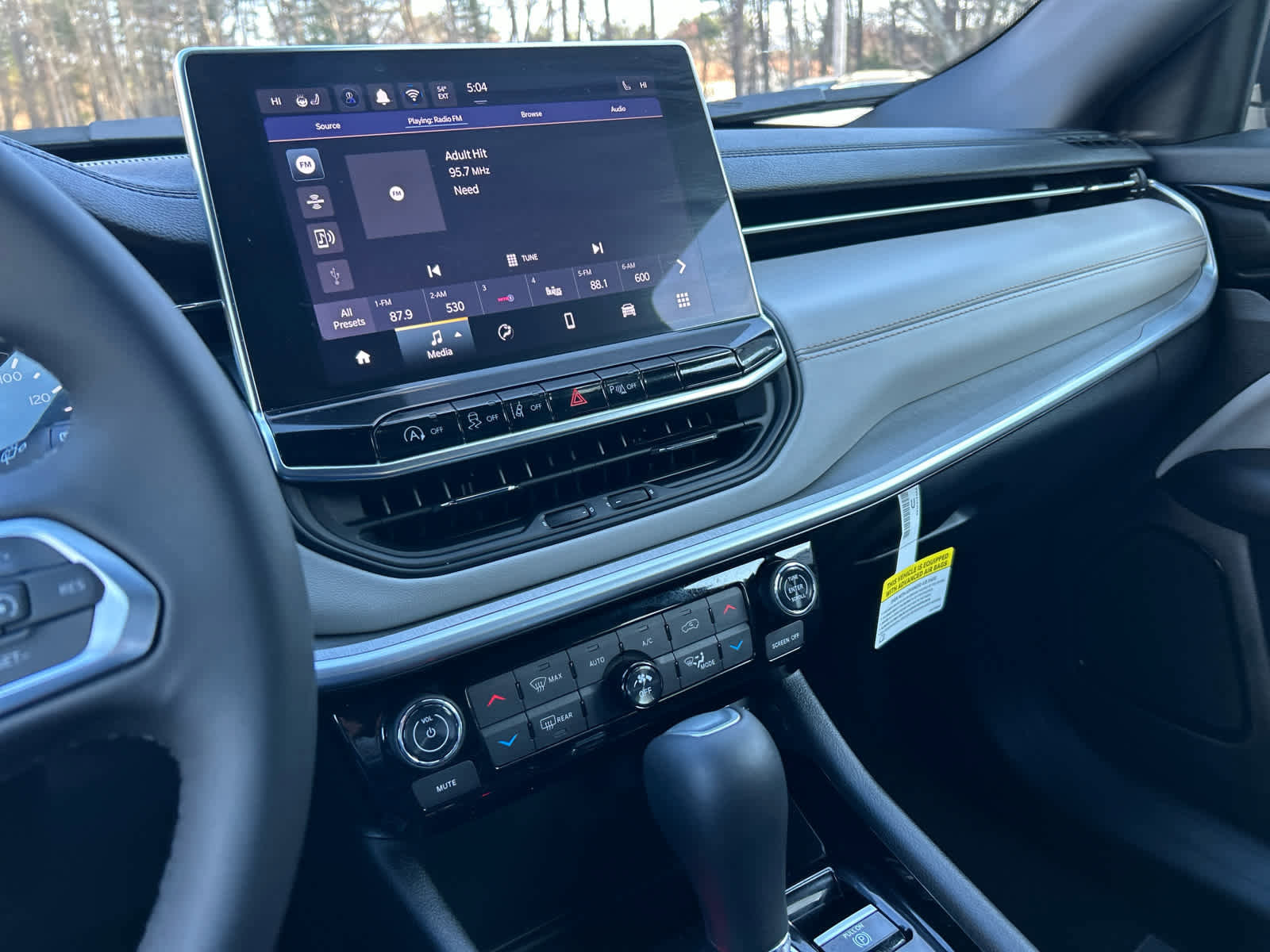 Used 2026 Jeep Compass Limited image 29