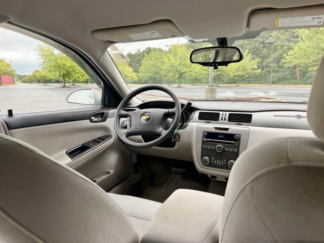 Used 2006 Chevrolet Impala LT FWD image 19