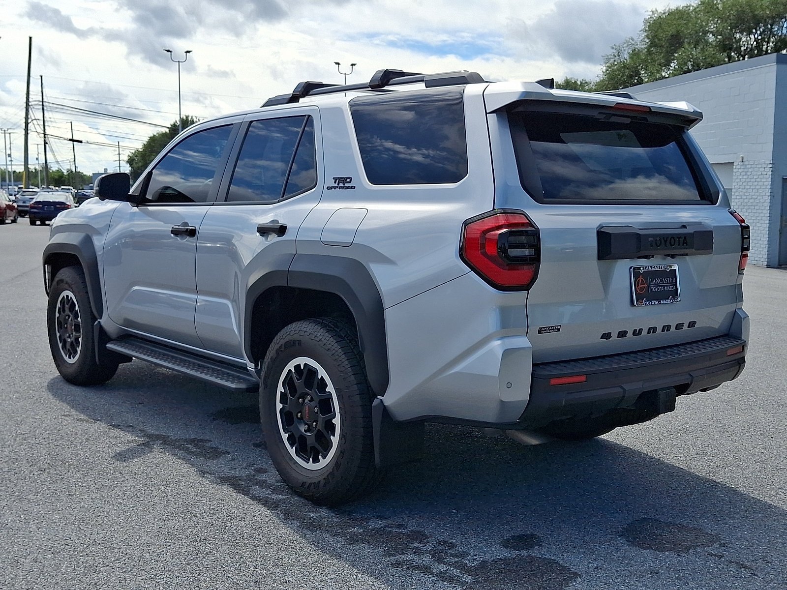 Certified 2025 Toyota 4Runner TRD Off-Road Premium w/ Tow Technology Package AWD/4WD image 5