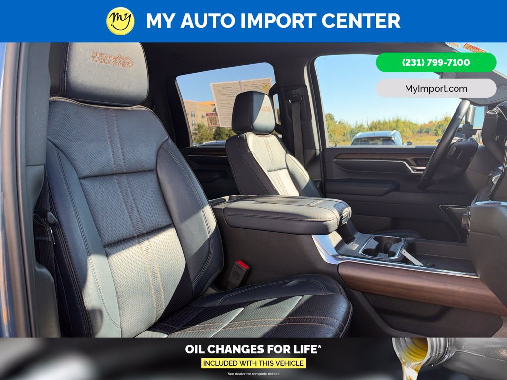 Used 2024 Chevrolet Silverado 3500 High Country w/ Technology Package AWD/4WD image 29