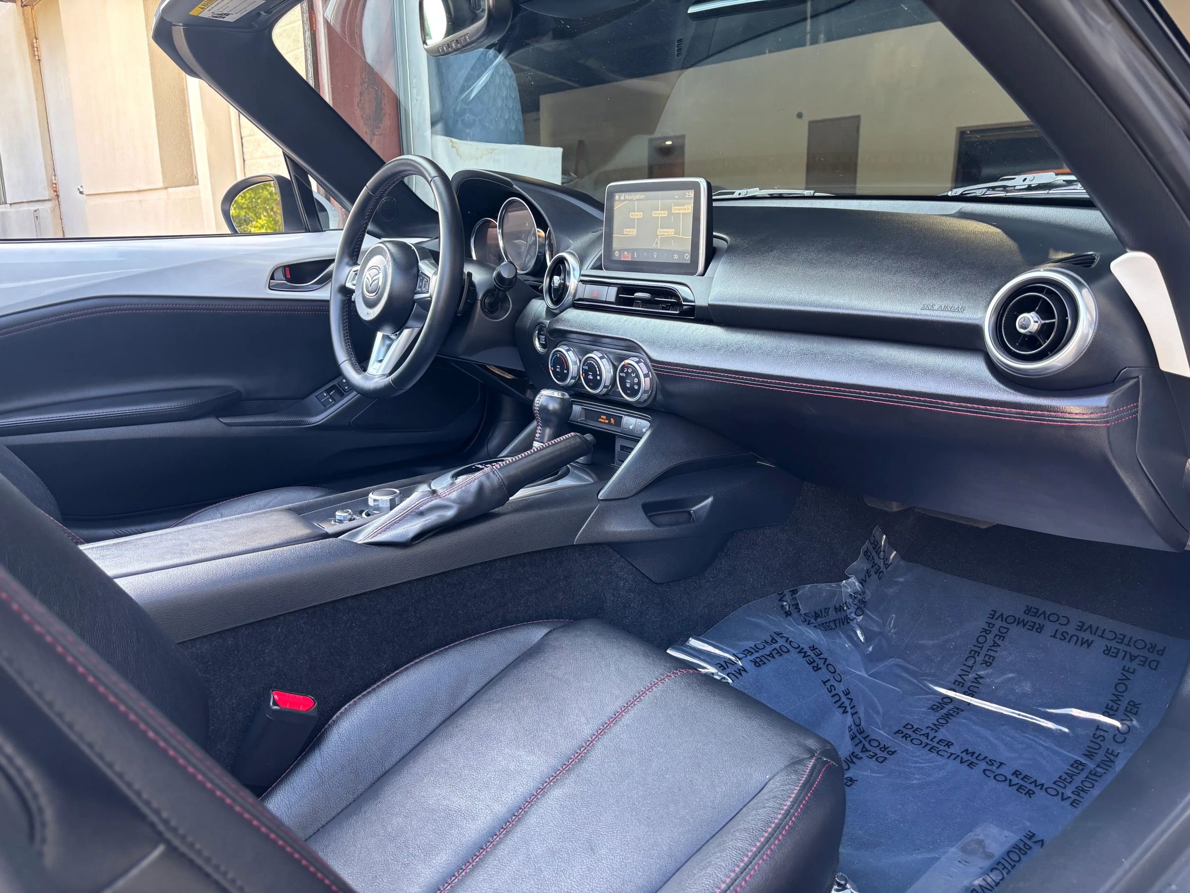 Used 2017 MAZDA MX-5 Miata Grand Touring image 13