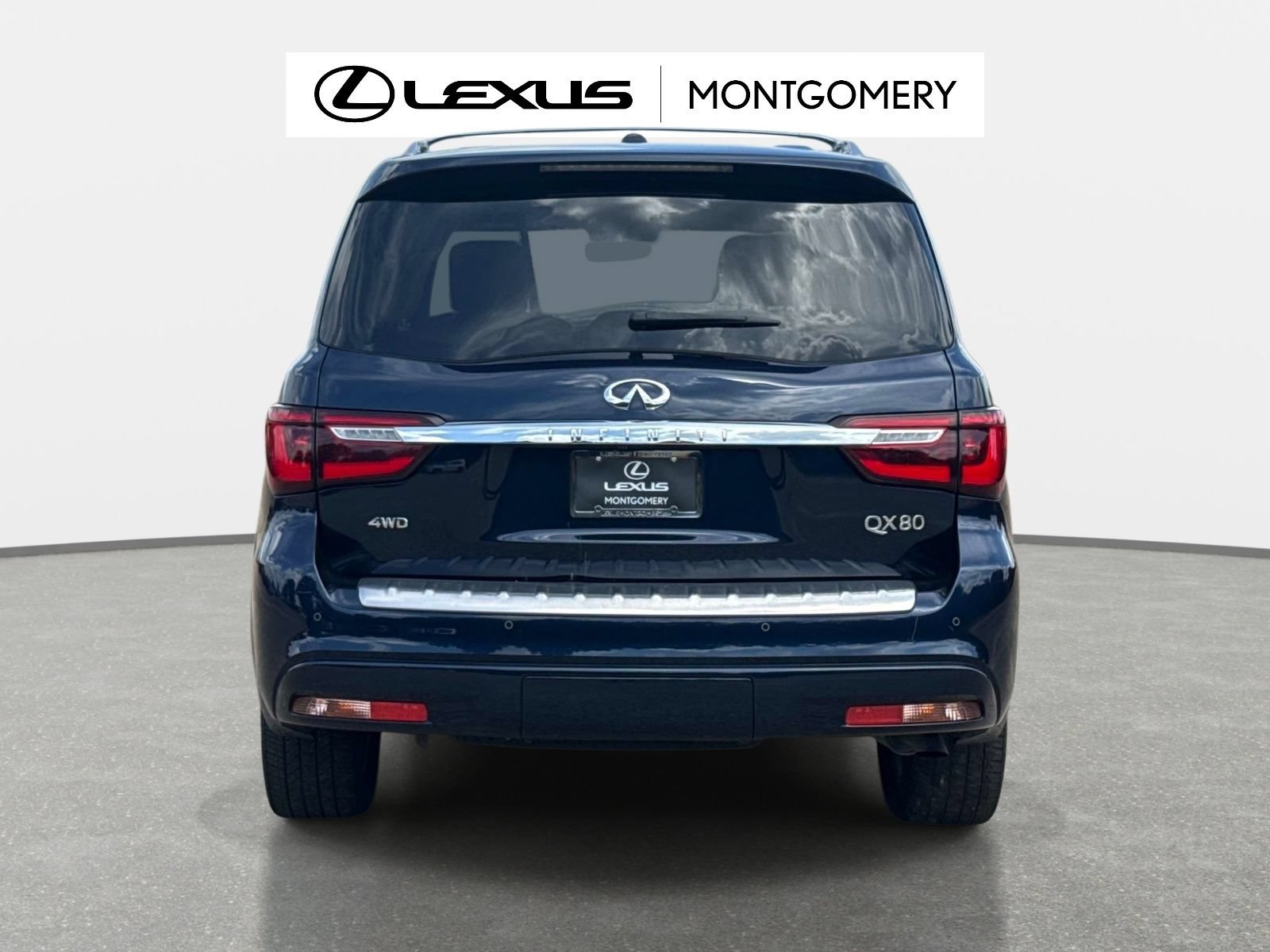 Used 2021 INFINITI QX80 Sensory w/ All-Season Package AWD/4WD image 4