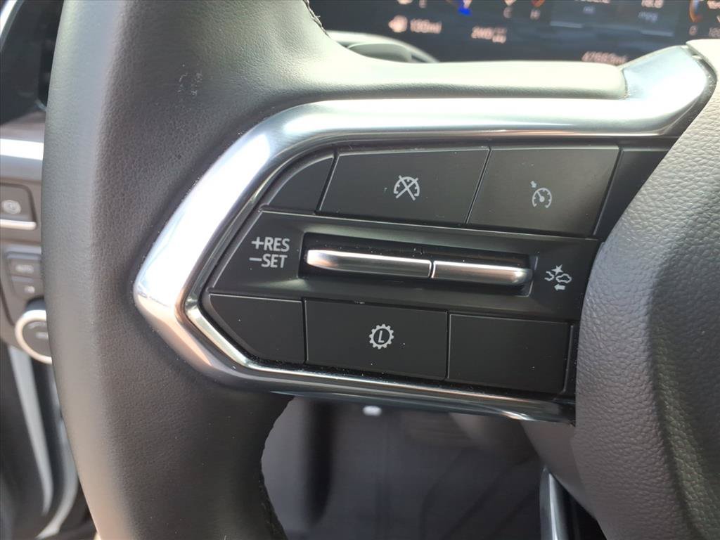 Used 2025 Chevrolet Suburban LT AWD/4WD image 26