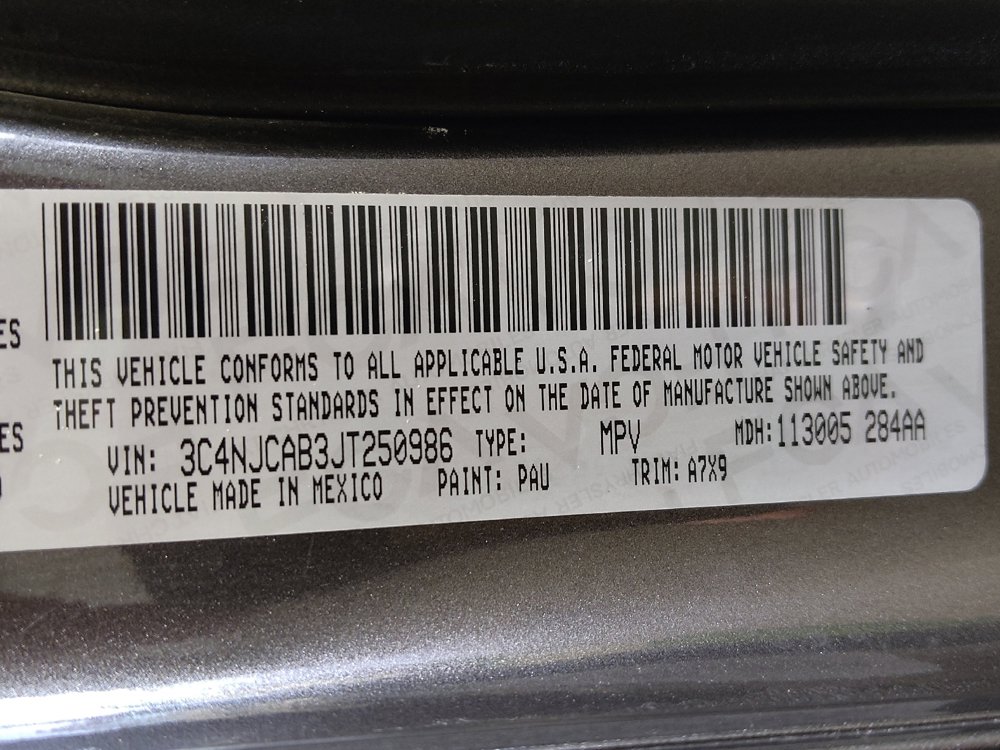 Used 2018 Jeep Compass Sport FWD image 33