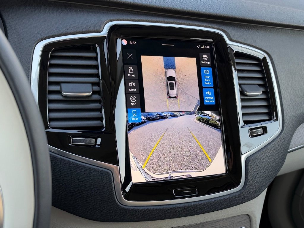 Certified 2024 Volvo XC90 T8 Plus w/ Protection Package Premier AWD/4WD image 20