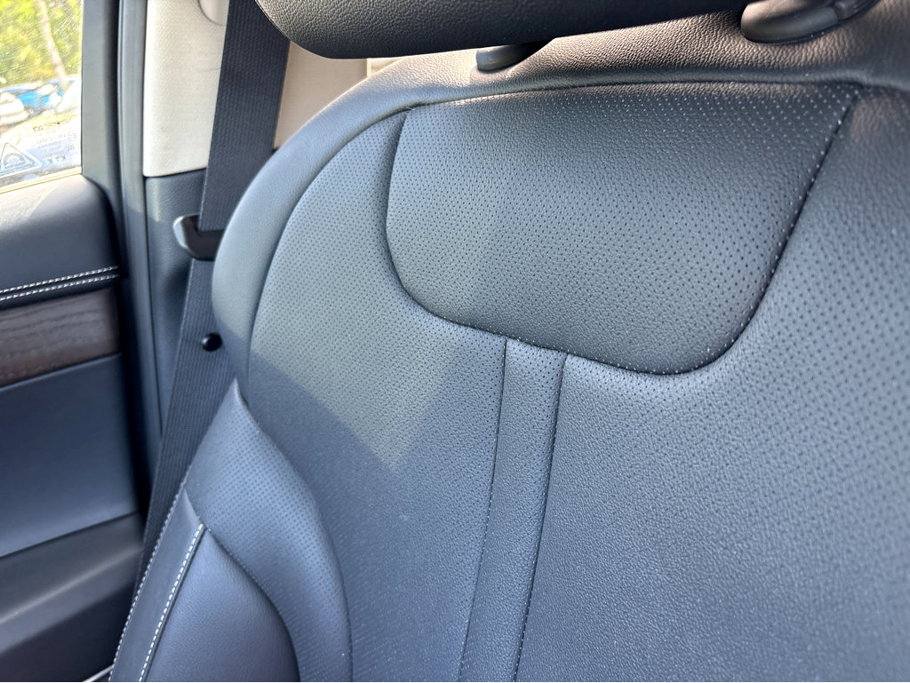 Used 2024 Genesis GV80 2.5T image 6