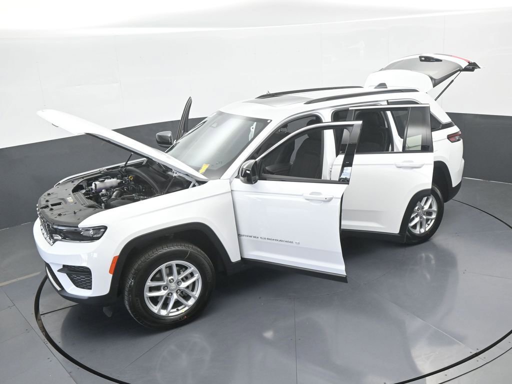 New 2025 Jeep Grand Cherokee Laredo RWD image 63