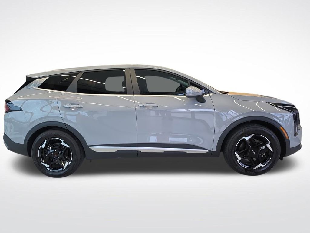 Used 2026 Kia Sportage EX image 7