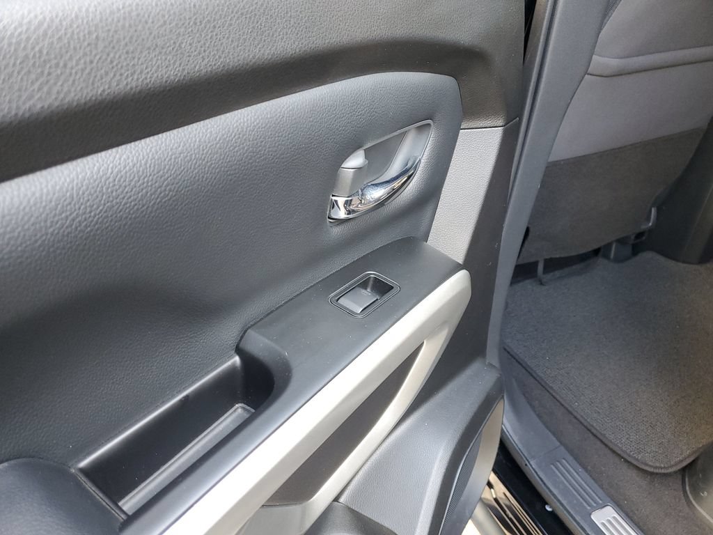 Certified 2024 Nissan Titan SV w/ SV Convenience Package AWD/4WD image 10