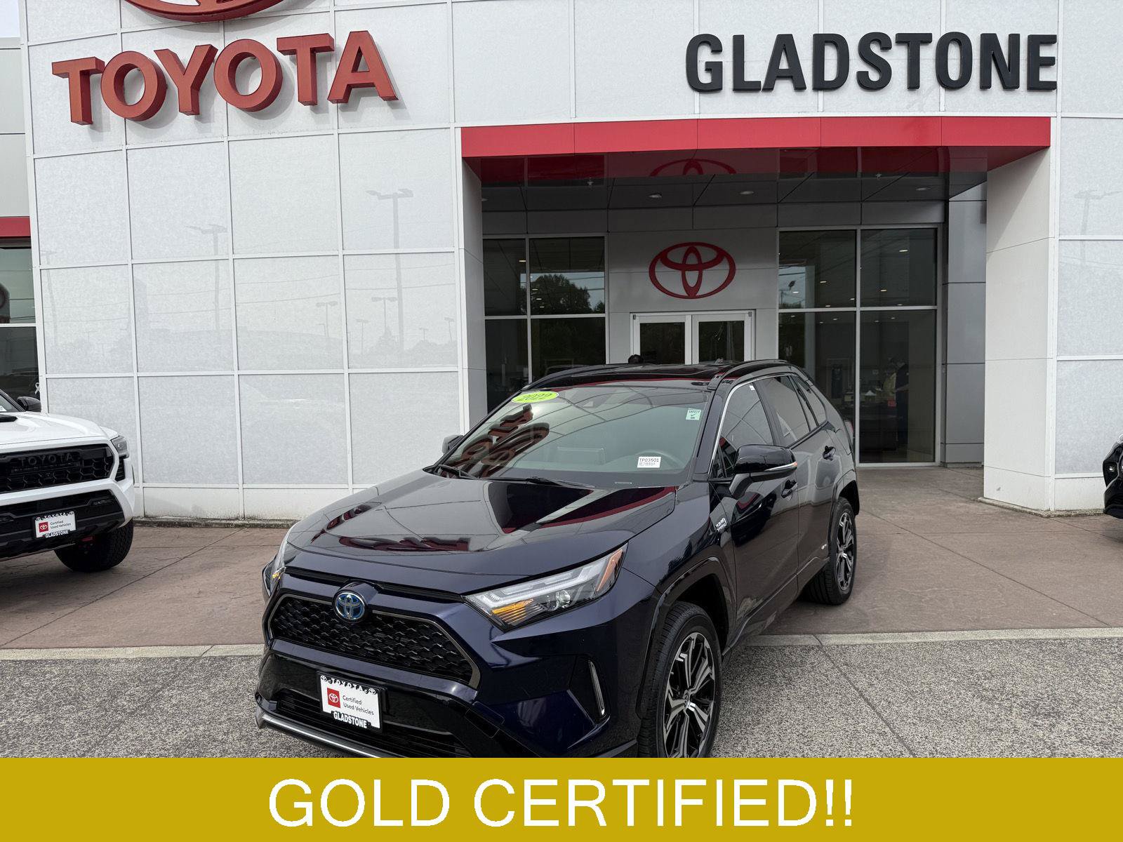 Certified 2022 Toyota RAV4 XSE AWD/4WD image 1