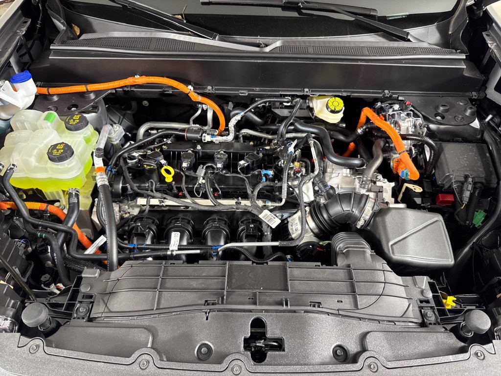 New 2026 Ford Maverick XLT w/ XLT Luxury Package FWD image 30