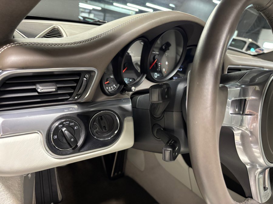 Used 2013 Porsche 911 Carrera S RWD image 14