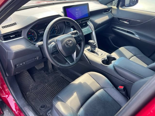 Used 2024 Toyota Venza Nightshade AWD/4WD image 17