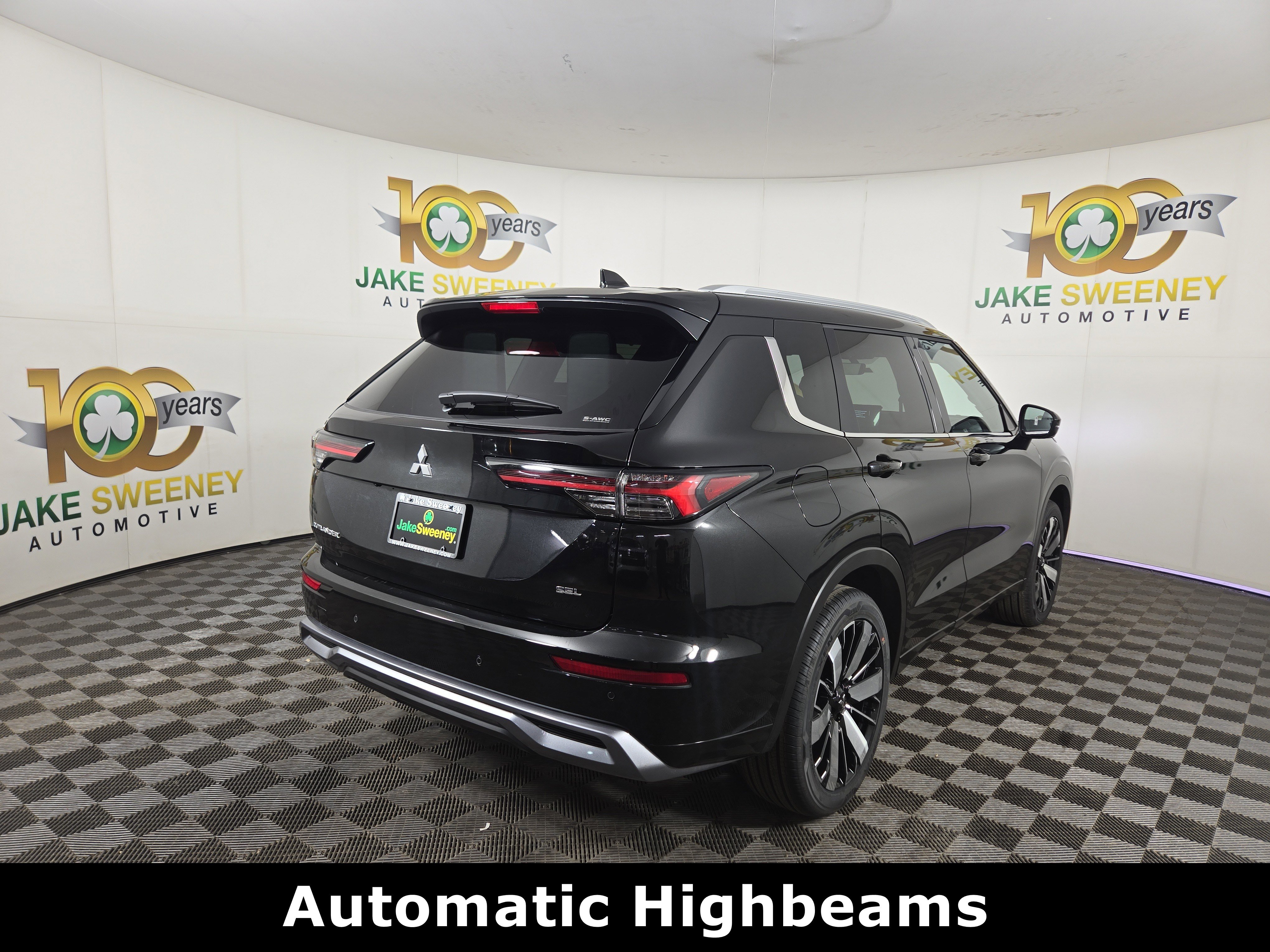 New 2026 Mitsubishi Outlander SEL image 7