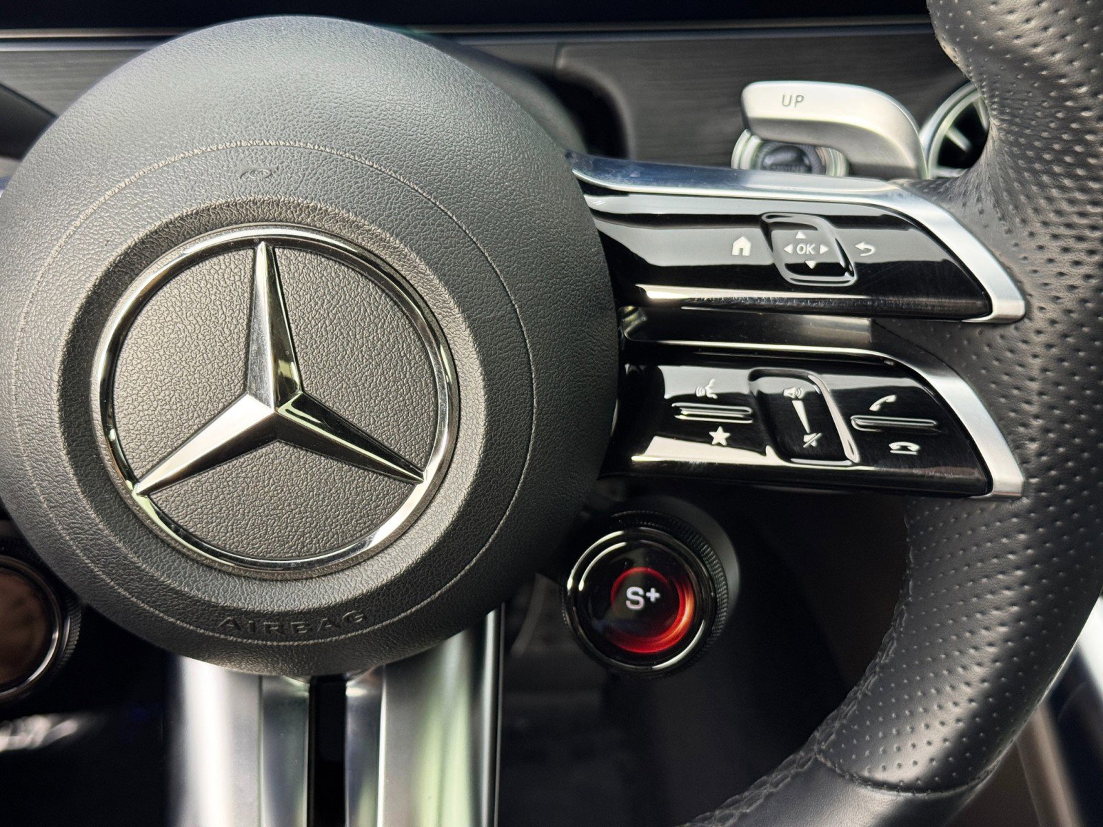 Used 2022 Mercedes-Benz AMG GT 43 image 23
