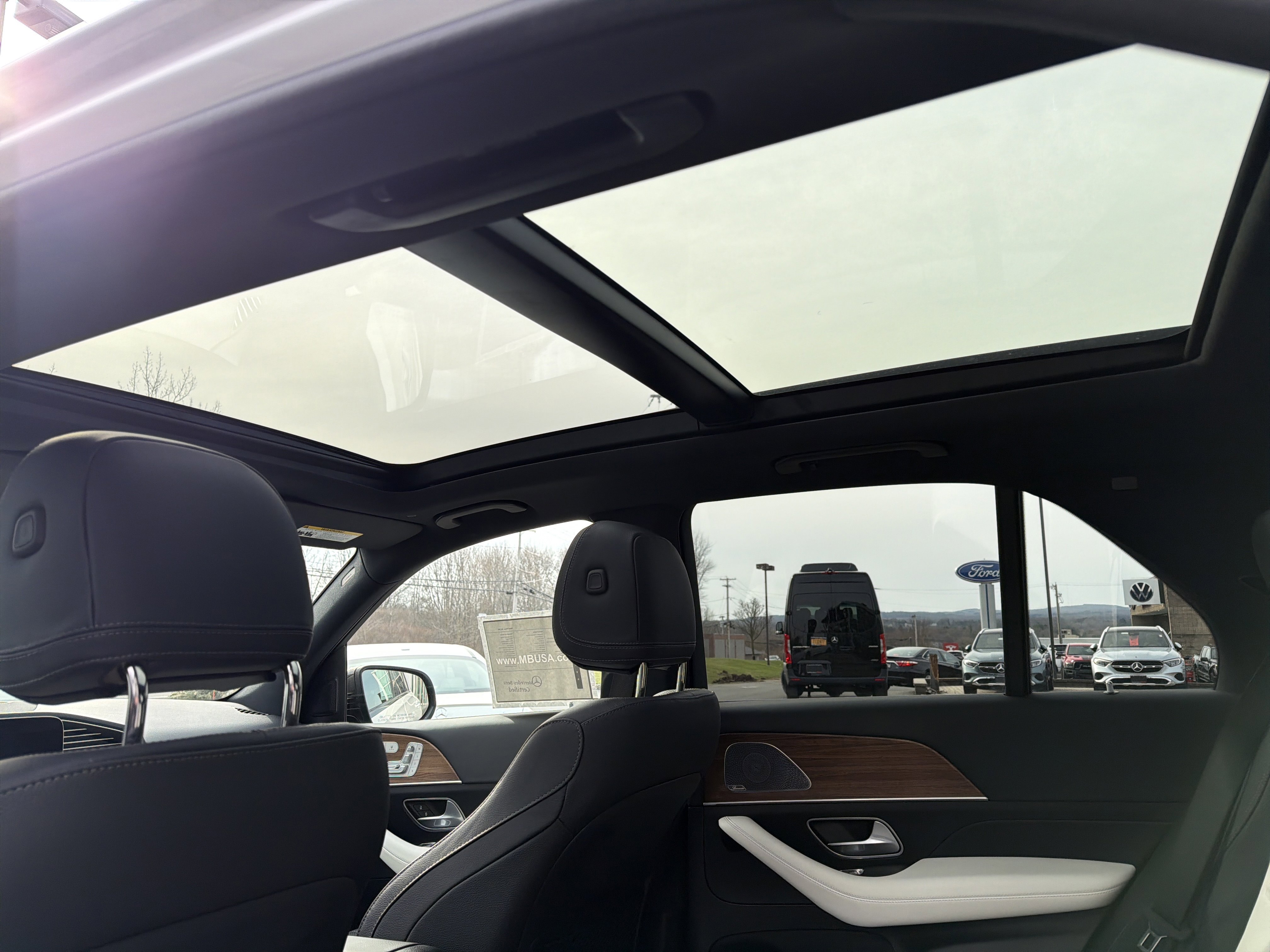 Certified 2025 Mercedes-Benz GLE 450e 4MATIC image 27